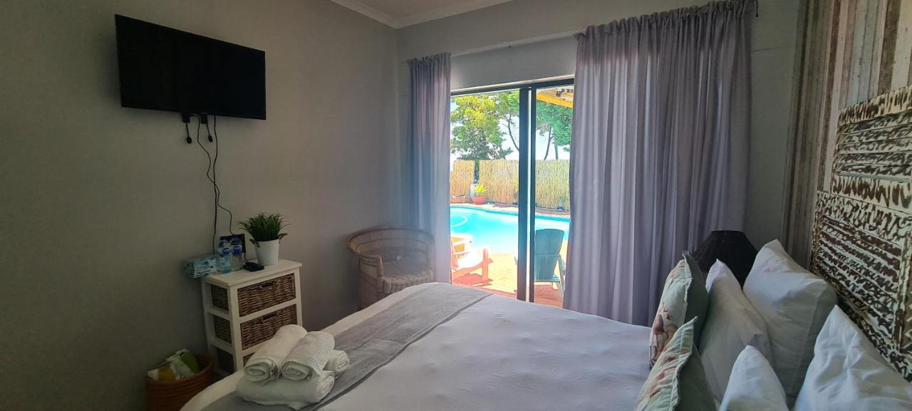African Vibes Camps Bay Cape Town Exterior photo